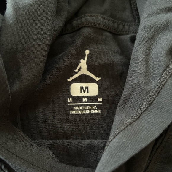 Men’s Jordan Black Graphic Hoodie Tee - Picture 2 of 3